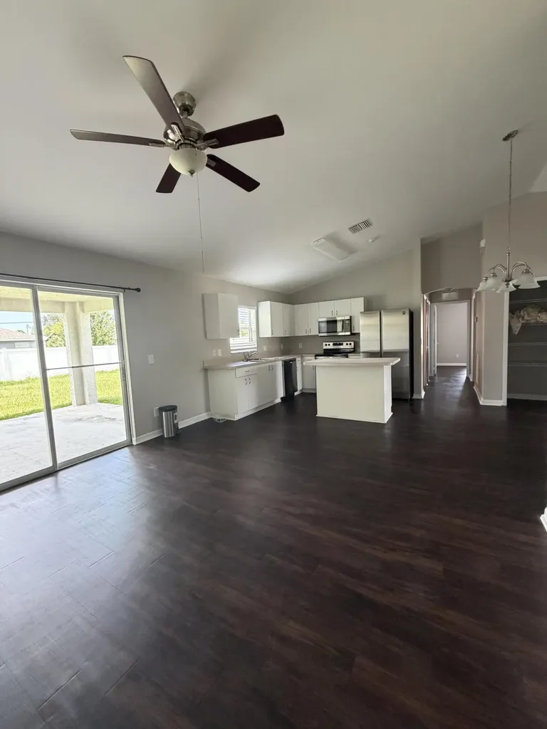 581 NW Goldcoast Avenue Port St Lucie FL 34983