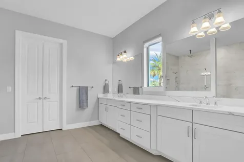9242 Balsamo Drive Palm Beach Gardens FL 33412