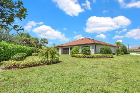9242 Balsamo Drive Palm Beach Gardens FL 33412