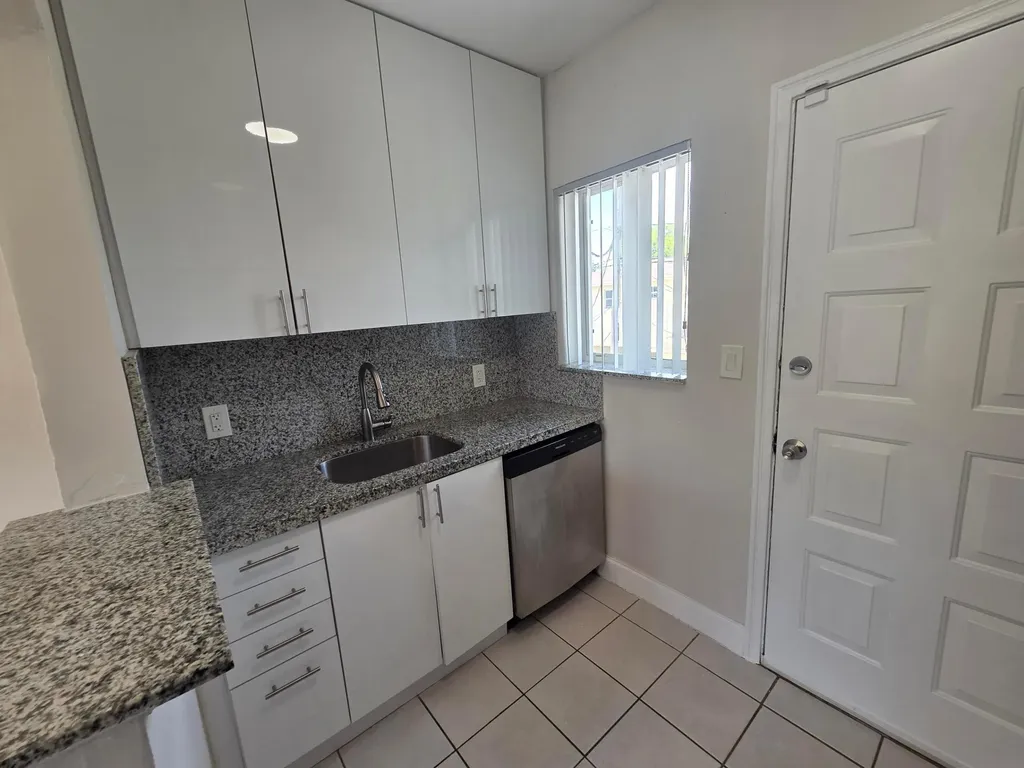 701 NE 16th Avenue Fort Lauderdale FL 33304