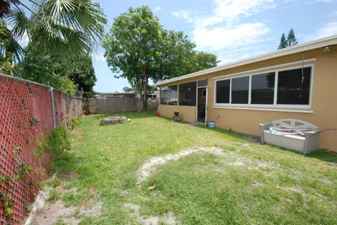 7151 SW 5th Court Pembroke Pines FL 33023