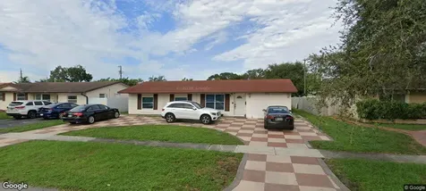 2220 N 47th Avenue Hollywood FL 33021