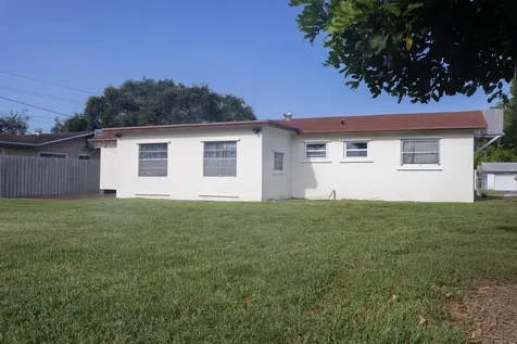 2220 N 47th Avenue Hollywood FL 33021