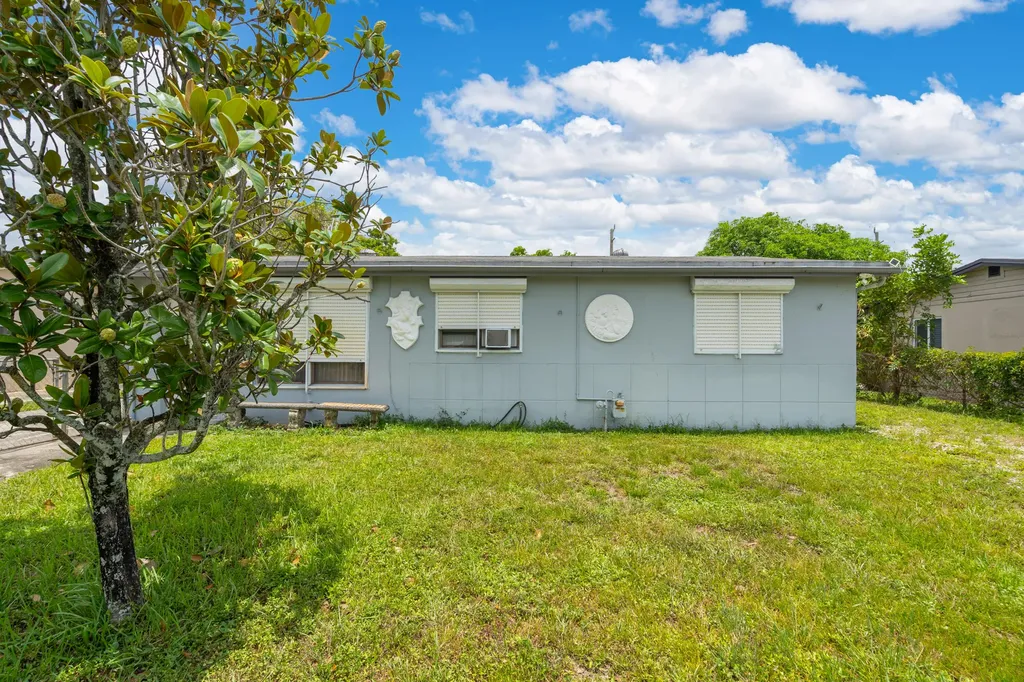 7831 NW 30th Street Hollywood FL 33024