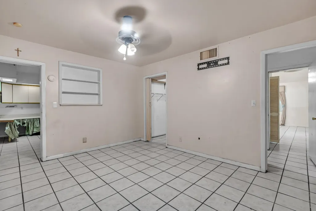 7831 NW 30th Street Hollywood FL 33024