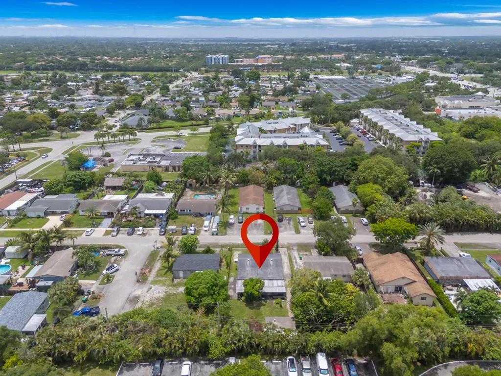 7831 NW 30th Street Hollywood FL 33024
