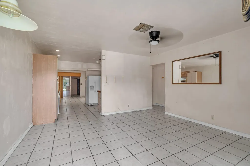 7831 NW 30th Street Hollywood FL 33024
