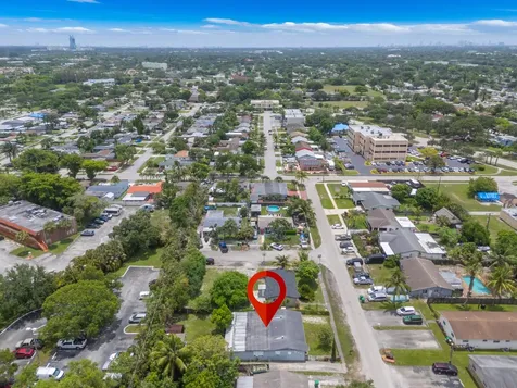 7831 NW 30th Street Hollywood FL 33024