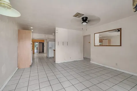 7831 NW 30th Street Hollywood FL 33024