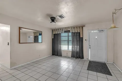 7831 NW 30th Street Hollywood FL 33024
