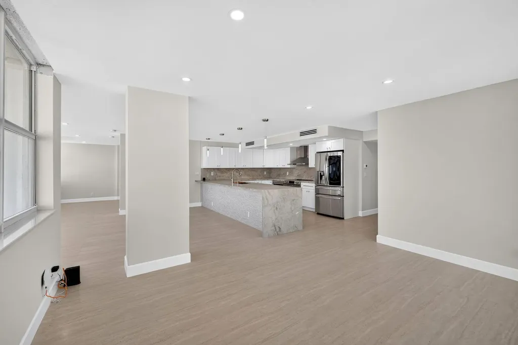 209 N Fort Lauderdale Beach Boulevard N Fort Lauderdale FL 33304