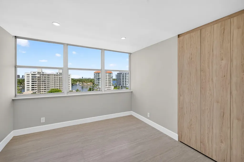 209 N Fort Lauderdale Beach Boulevard N Fort Lauderdale FL 33304