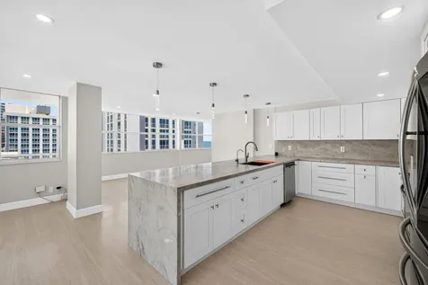 209 N Fort Lauderdale Beach Boulevard N Fort Lauderdale FL 33304