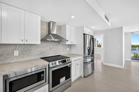 209 N Fort Lauderdale Beach Boulevard N Fort Lauderdale FL 33304