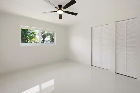 401 NW 3rd Place Dania Beach FL 33004