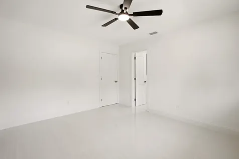 401 NW 3rd Place Dania Beach FL 33004
