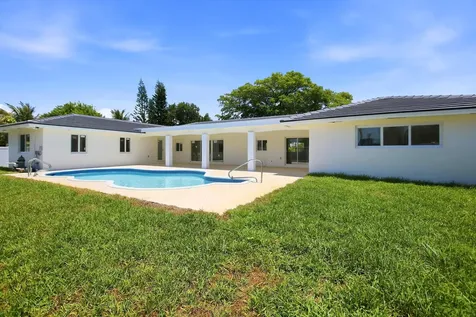 401 NW 3rd Place Dania Beach FL 33004