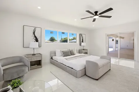401 NW 3rd Place Dania Beach FL 33004