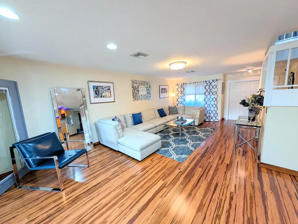 5843 Northpointe Lane Boynton Beach FL 33437