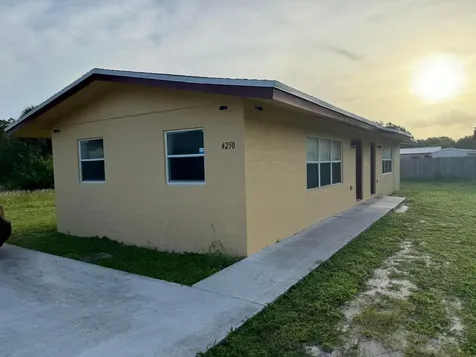 4250 25th Avenue Vero Beach FL 32967