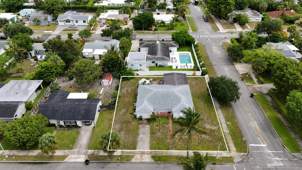 325 Franklin Road West Palm Beach FL 33405
