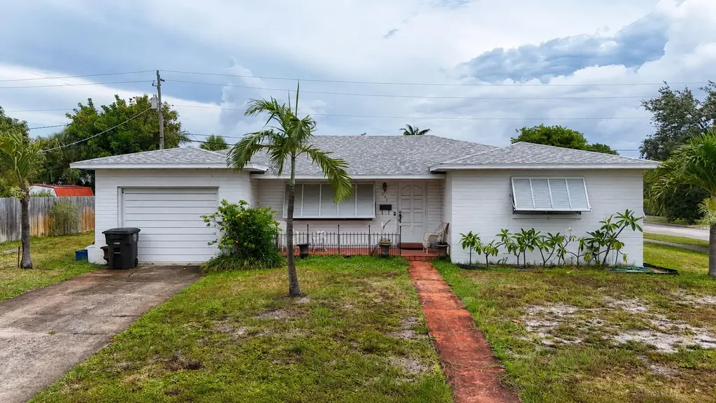 325 Franklin Road West Palm Beach FL 33405