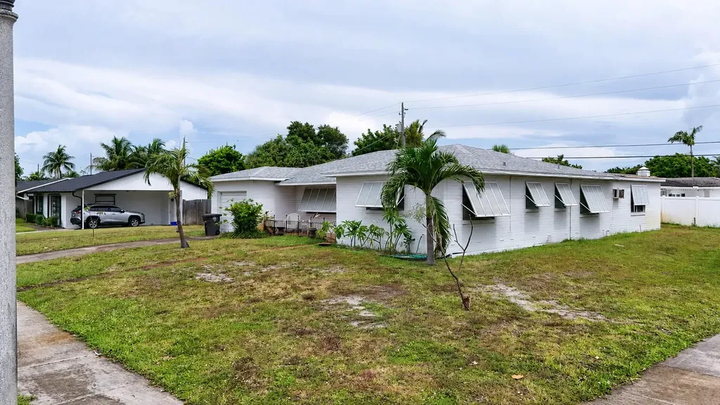 325 Franklin Road West Palm Beach FL 33405