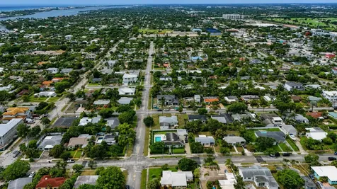 325 Franklin Road West Palm Beach FL 33405