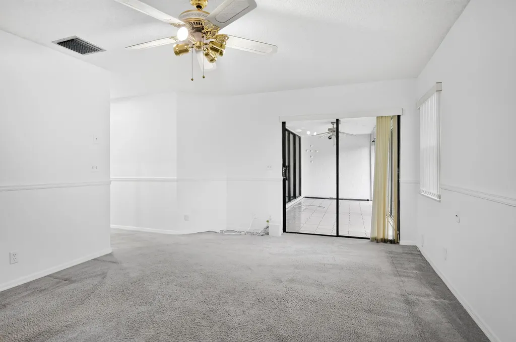 10523 Ladypalm Boca Raton FL 33498
