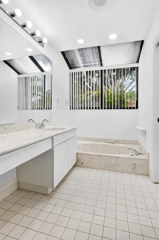 10523 Ladypalm Boca Raton FL 33498
