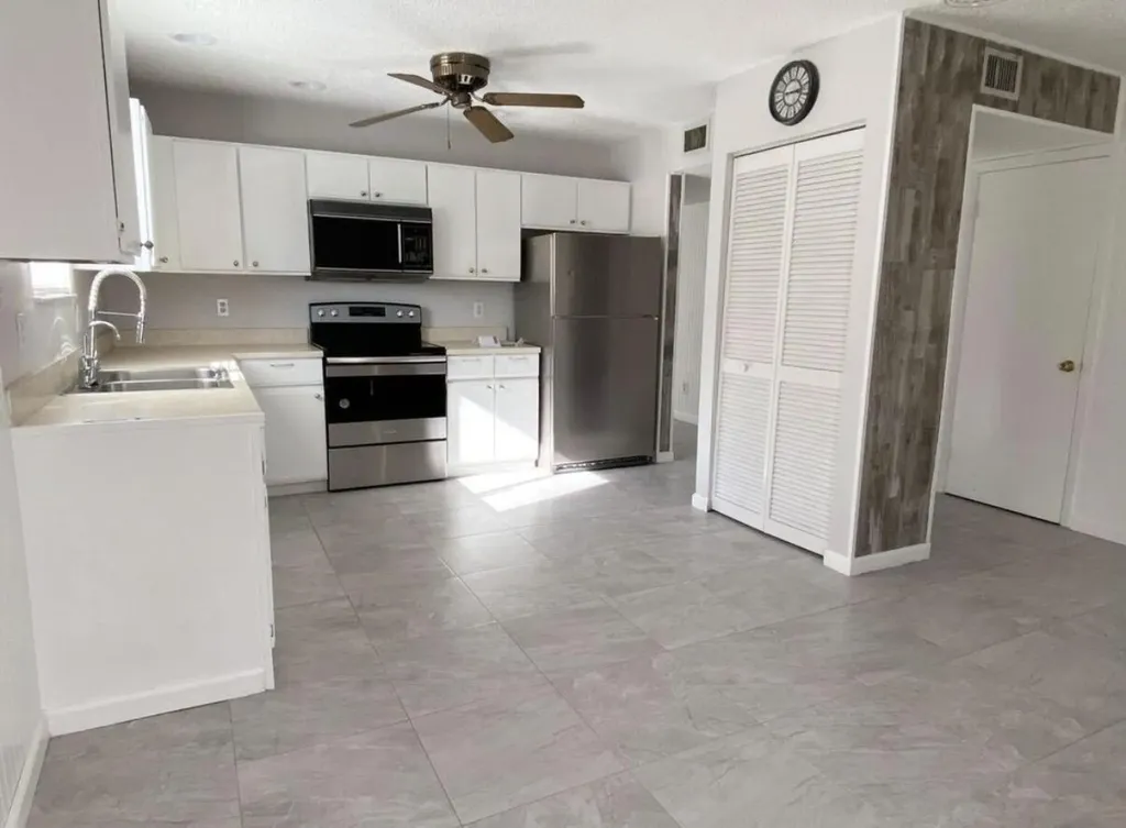 371 Maplecrest Circle Jupiter FL 33458