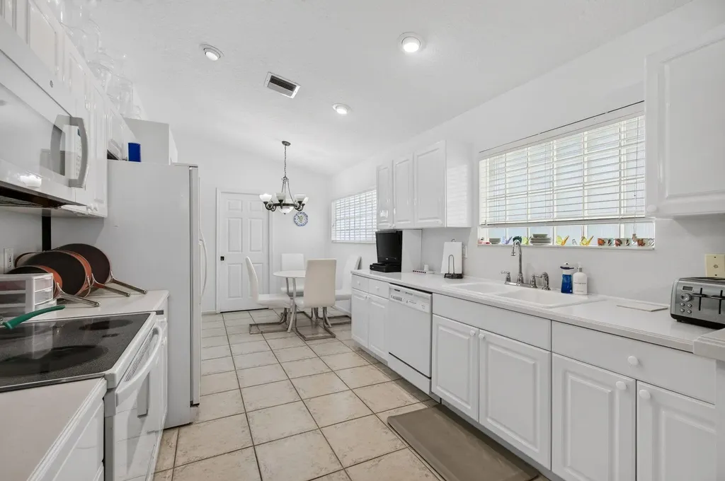 6265 Coral Reef Terrace Boynton Beach FL 33437