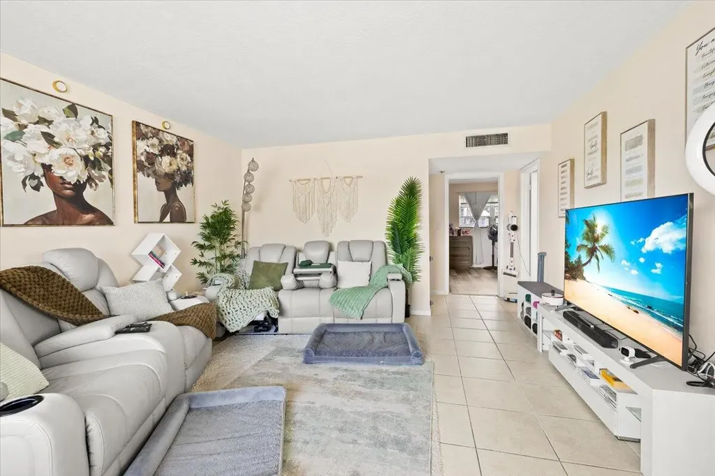 1905 Lake Worth Road Lake Worth Beach FL 33461