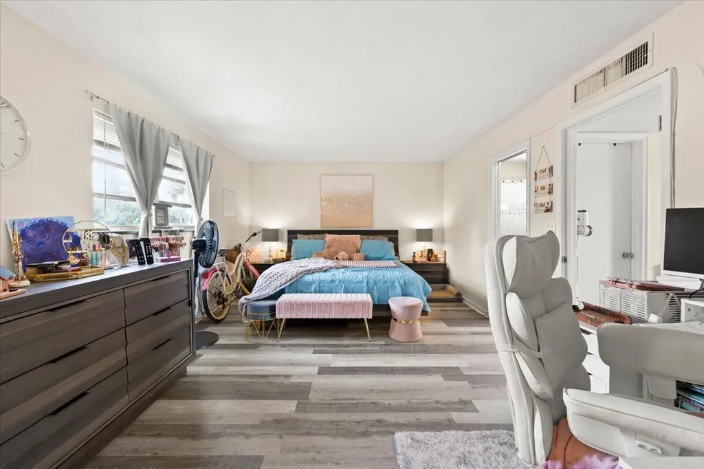 1905 Lake Worth Road Lake Worth Beach FL 33461