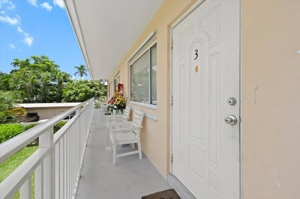 1905 Lake Worth Road Lake Worth Beach FL 33461
