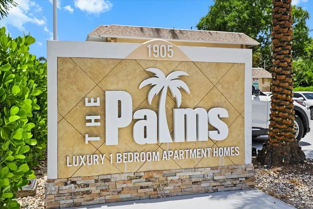 1905 Lake Worth Road Lake Worth Beach FL 33461