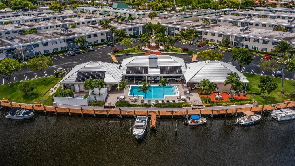 180 Cypress Club Drive Pompano Beach FL 33060