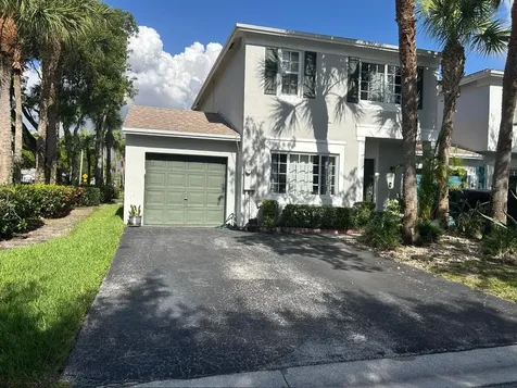 6001 Harbor Isle Way Tamarac FL 33321