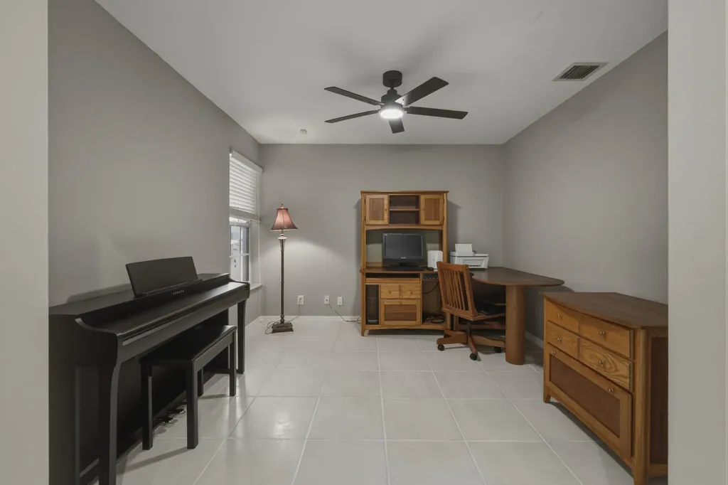 10827 La Salinas Circle Boca Raton FL 33428