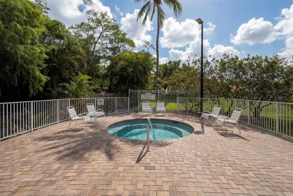 10827 La Salinas Circle Boca Raton FL 33428