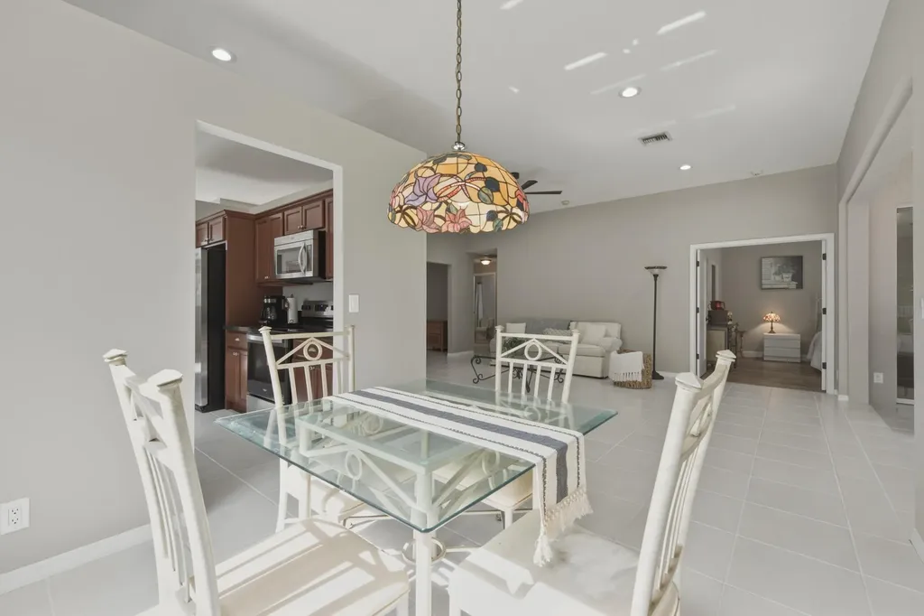 10827 La Salinas Circle Boca Raton FL 33428