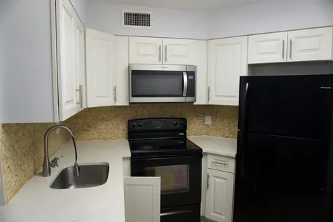 213 Lake Pointe Drive Oakland Park FL 33309