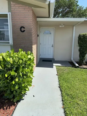 2590 Barkley Drive E West Palm Beach FL 33415