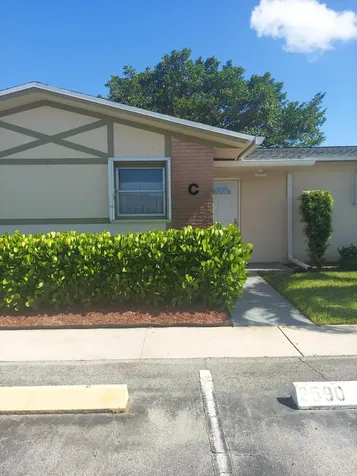 2590 Barkley Drive E West Palm Beach FL 33415