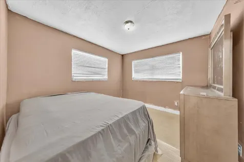 3560 NW 34th Way Lauderdale Lakes FL 33309