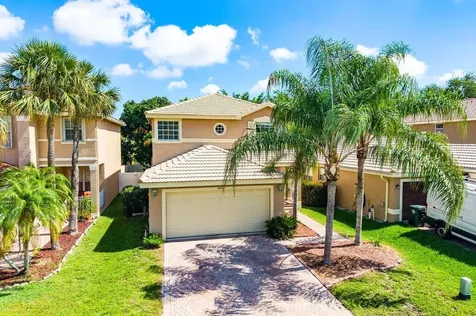 5453 Queenship Court Greenacres FL 33463