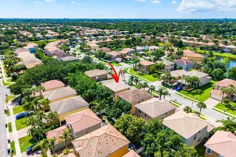 5453 Queenship Court Greenacres FL 33463