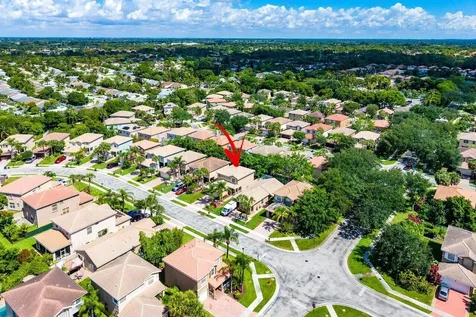 5453 Queenship Court Greenacres FL 33463