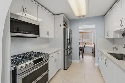 6160 W 14th Avenue Hialeah FL 33012