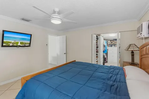 6160 W 14th Avenue Hialeah FL 33012